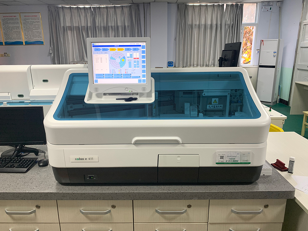 电化学发光自动免疫分析仪